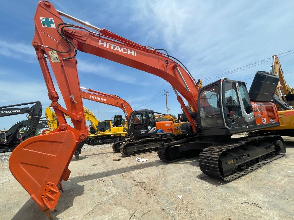 Hitachi ZX 240 - Crawler excavator: picture 1 Hitachi ZX 240 - Crawler excavator: picture 1