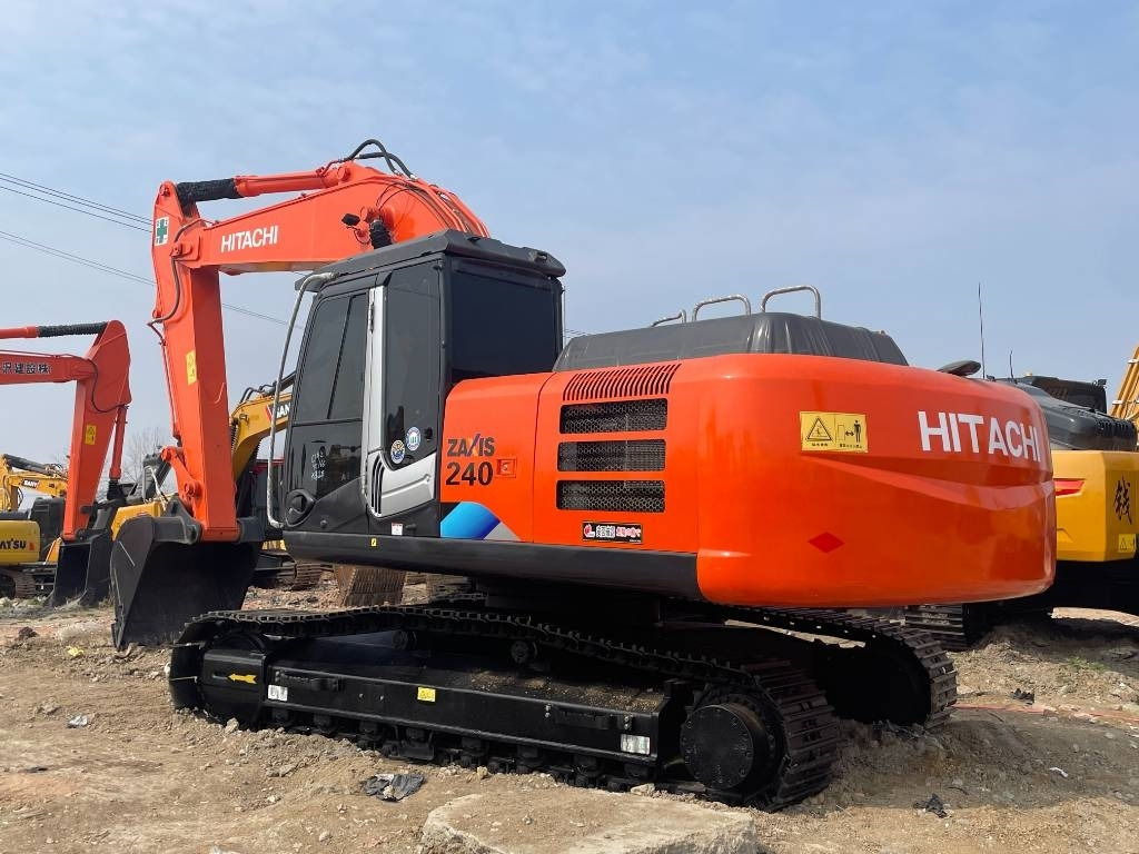 Hitachi ZX 240 - Crawler excavator: picture 1 Hitachi ZX 240 - Crawler excavator: picture 1