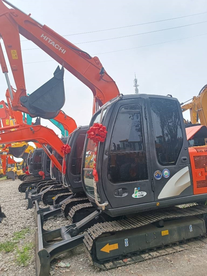 Hitachi ZX 60 - Mini excavator: picture 1 Hitachi ZX 60 - Mini excavator: picture 1