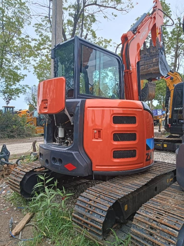 Hitachi zx55 - Mini excavator: picture 3 Hitachi zx55 - Mini excavator: picture 3