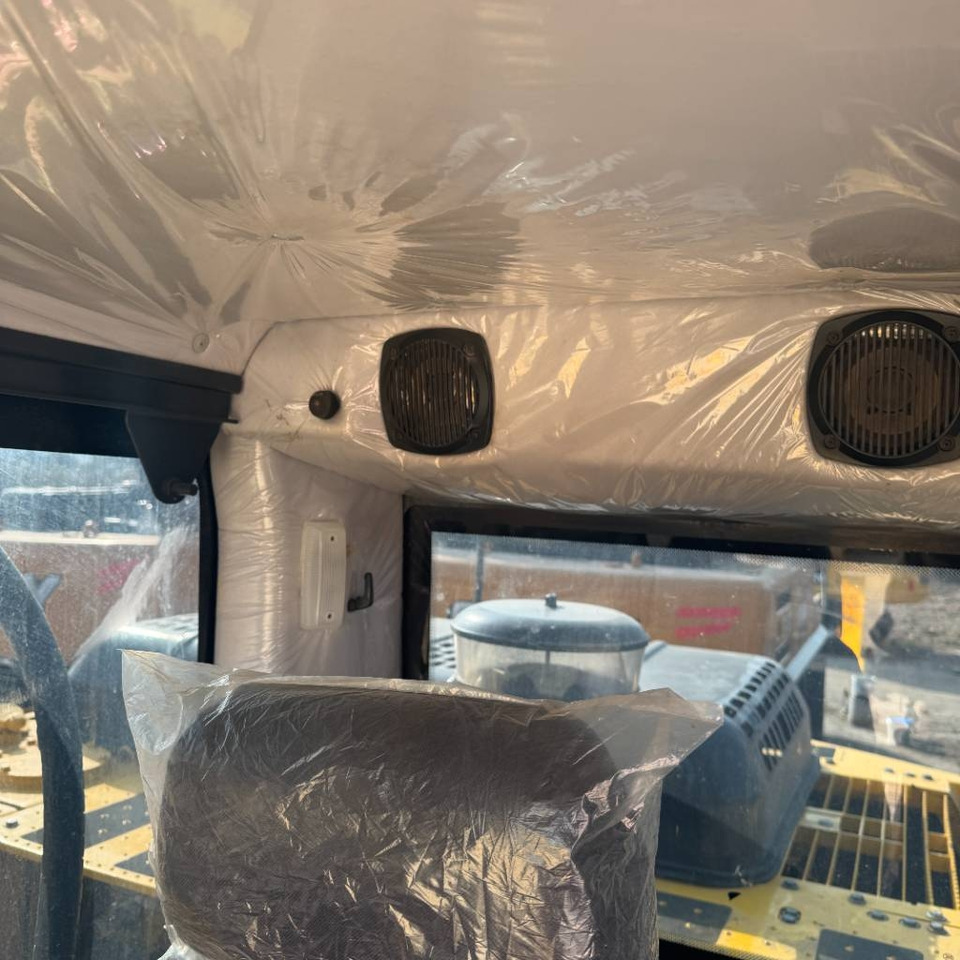 Komatsu PC 200 - Crawler excavator: picture 5 Komatsu PC 200 - Crawler excavator: picture 5