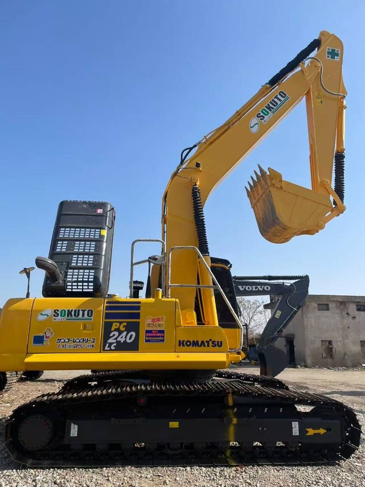 Komatsu PC 240 - Crawler excavator: picture 2 Komatsu PC 240 - Crawler excavator: picture 2