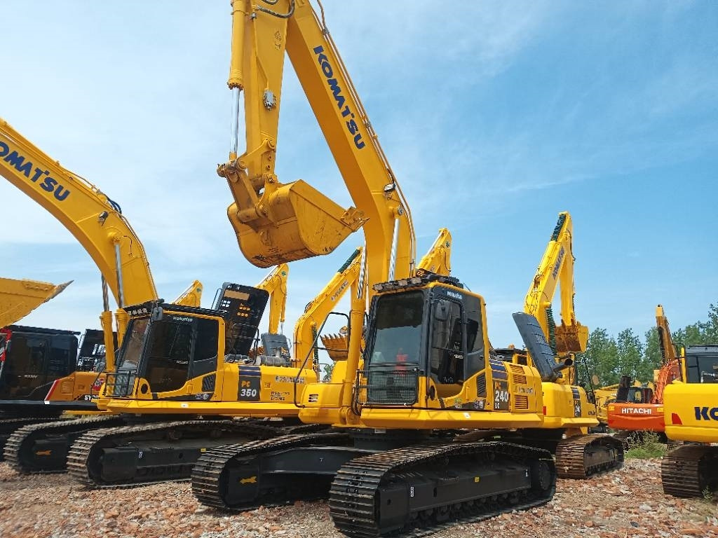 Komatsu PC 240 LC-8 - Crawler excavator: picture 1 Komatsu PC 240 LC-8 - Crawler excavator: picture 1