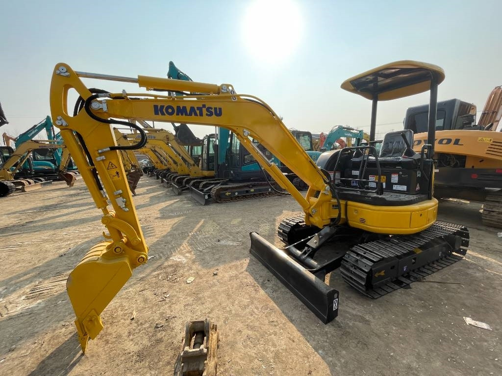 Komatsu PC 35 - Mini excavator: picture 3 Komatsu PC 35 - Mini excavator: picture 3