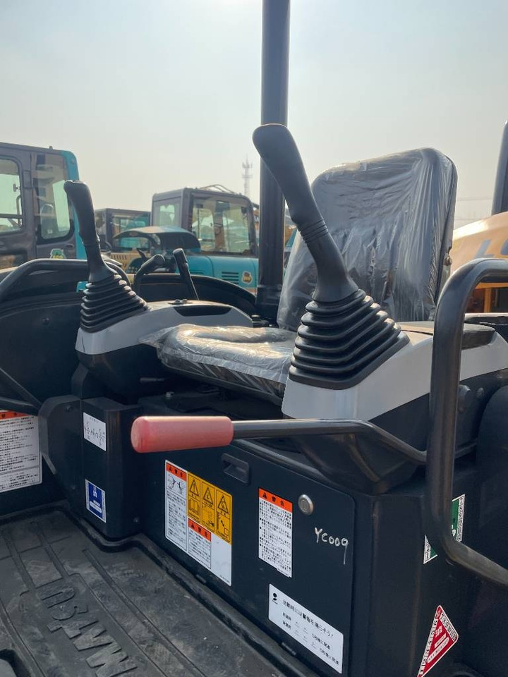 Komatsu PC 35 - Mini excavator: picture 3 Komatsu PC 35 - Mini excavator: picture 3