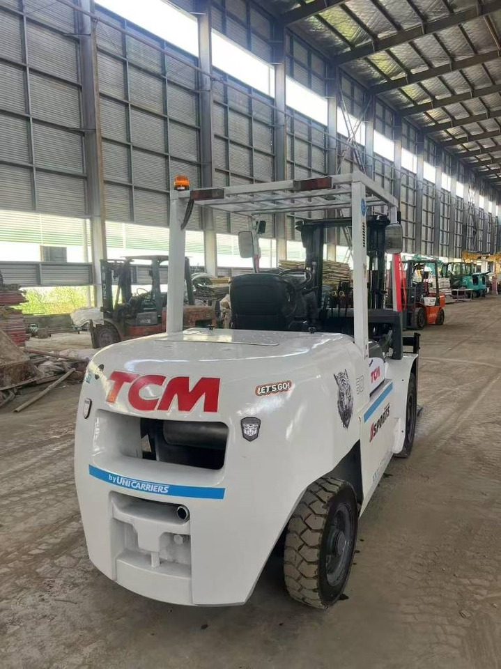 TCM FD50 - Diesel forklift: picture 3 TCM FD50 - Diesel forklift: picture 3