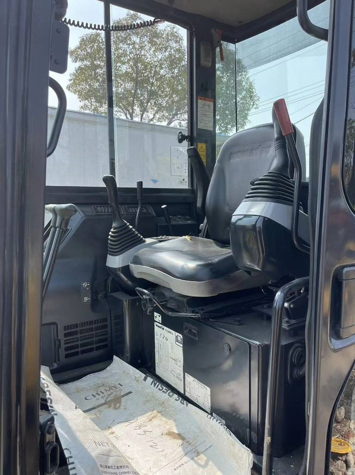 Yanmar Vio 35 - Mini excavator: picture 2 Yanmar Vio 35 - Mini excavator: picture 2
