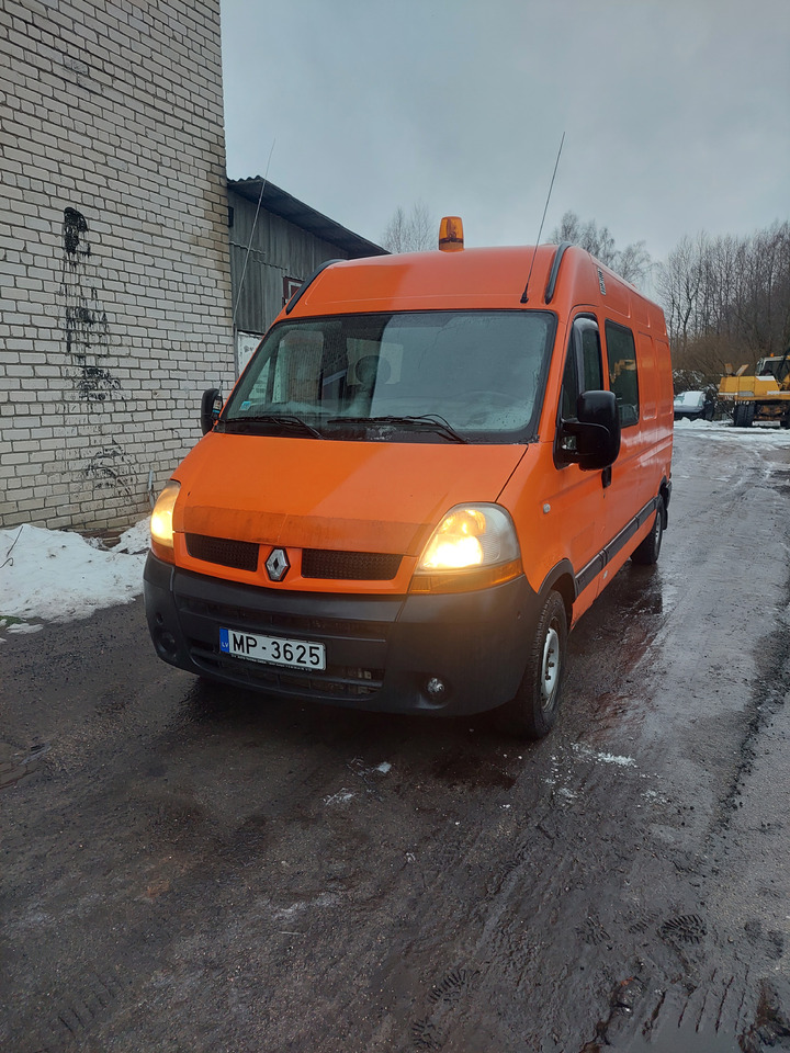 RENAULT - Combi van: picture 1 RENAULT - Combi van: picture 1
