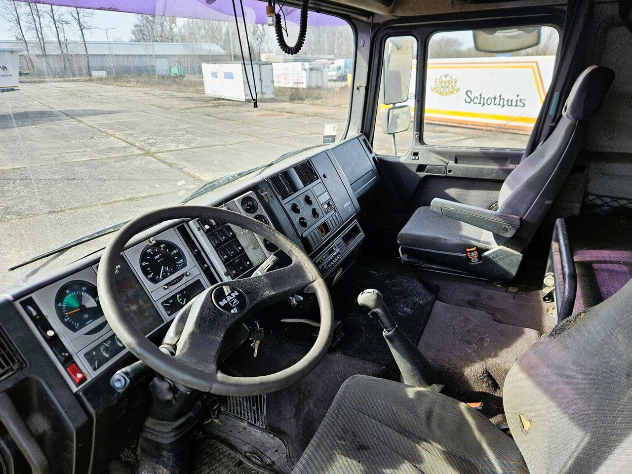 Tipper MAN 26.403: picture 14