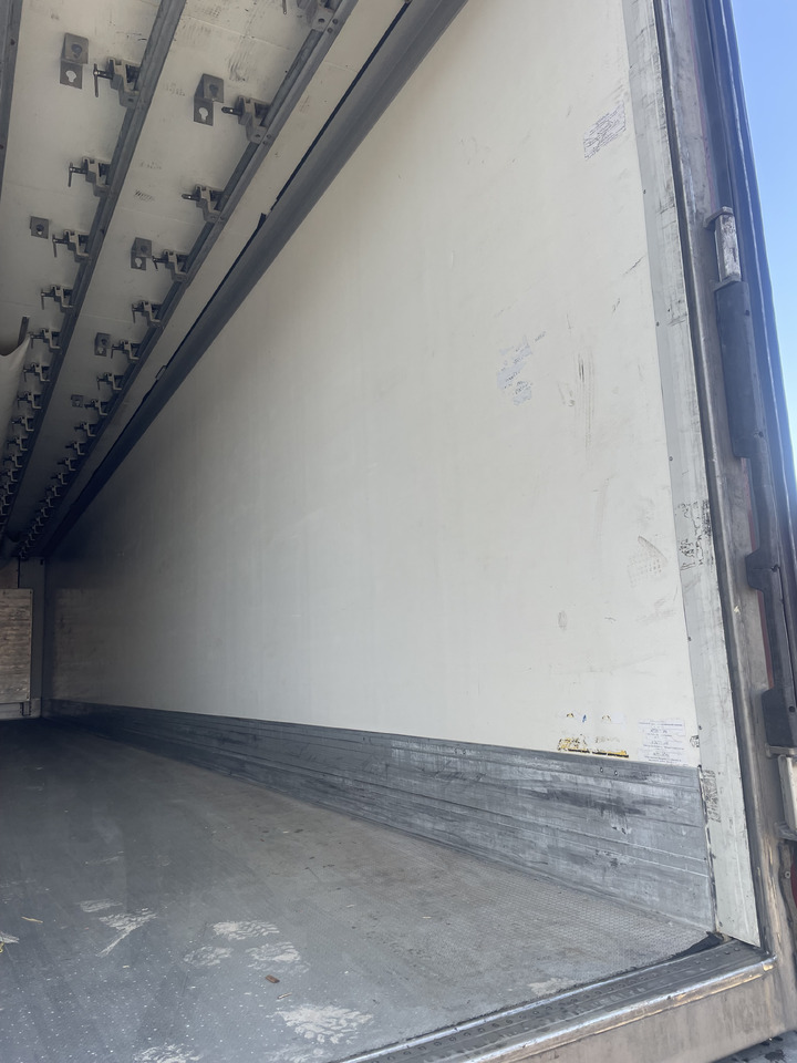 SCHMITZ SKO24 Thermoking SLX300 - Refrigerator semi-trailer: picture 5 SCHMITZ SKO24 Thermoking SLX300 - Refrigerator semi-trailer: picture 5