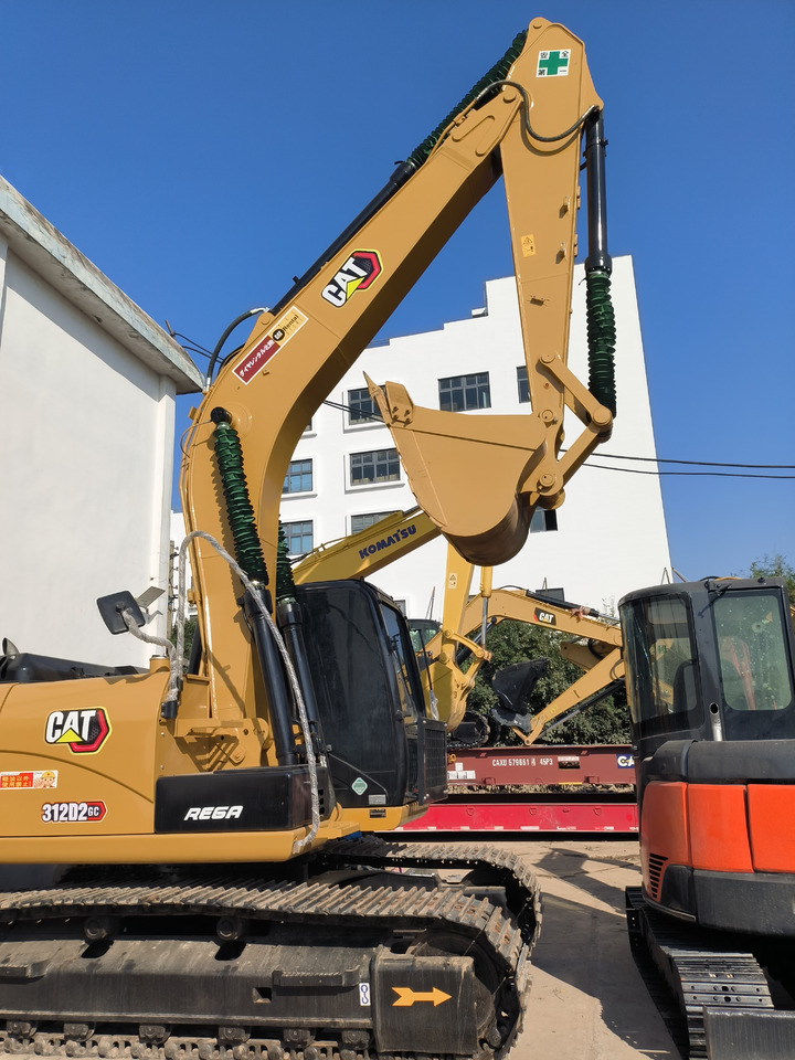 CATERPILLAR 321D2gc - Crawler excavator: picture 2 CATERPILLAR 321D2gc - Crawler excavator: picture 2