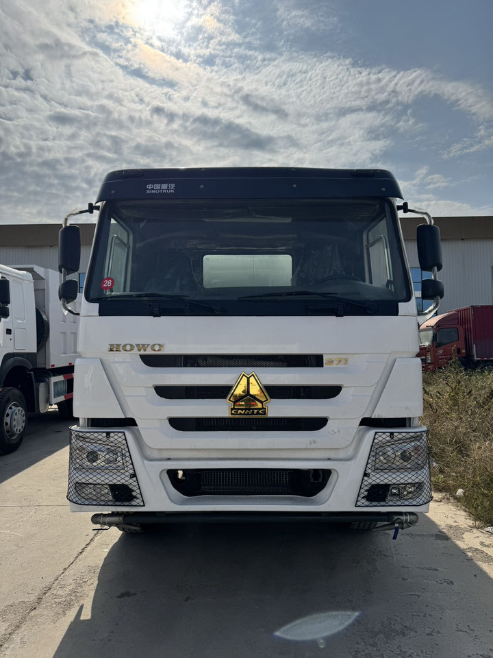HOWO 371 Tank truck - Tanker truck: picture 2 HOWO 371 Tank truck - Tanker truck: picture 2