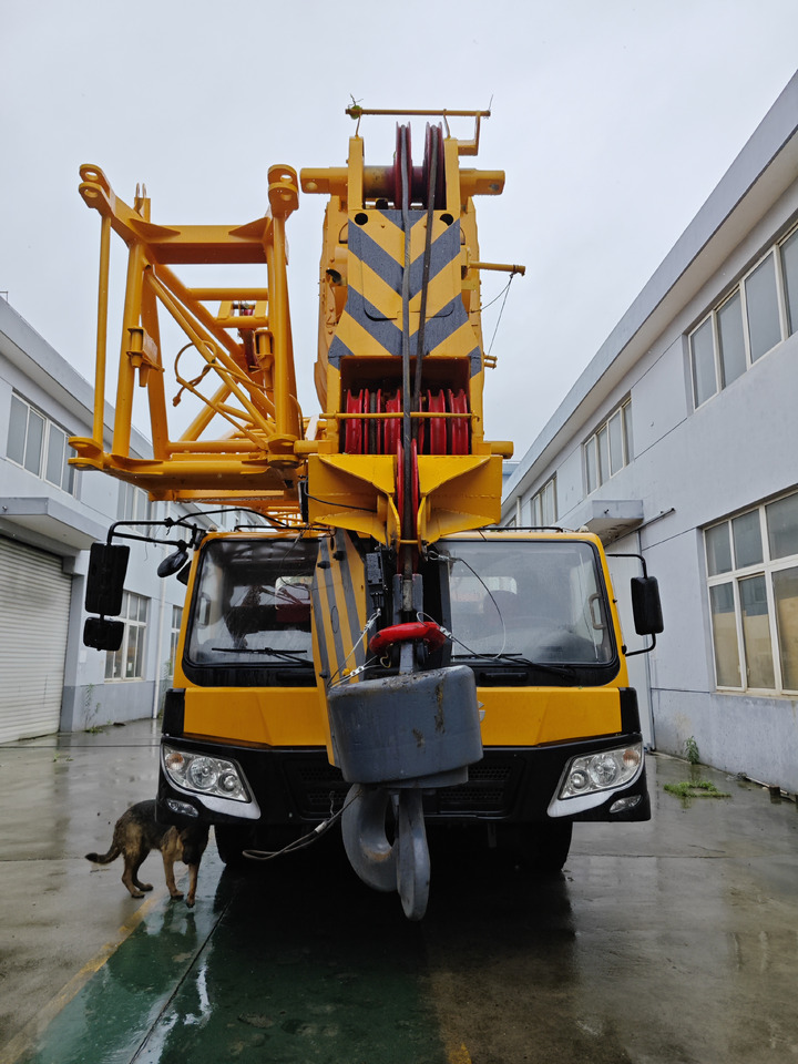 XCMG QY100K - Mobile crane: picture 1 XCMG QY100K - Mobile crane: picture 1