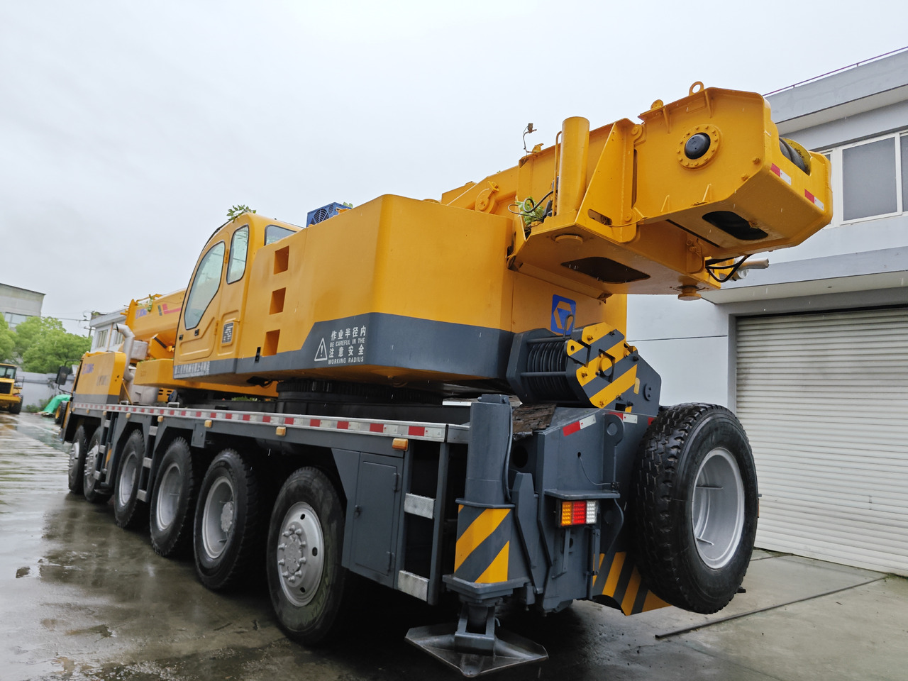 XCMG QY100K Used 100ton xcmg truck crane - All terrain crane: picture 2 XCMG QY100K Used 100ton xcmg truck crane - All terrain crane: picture 2