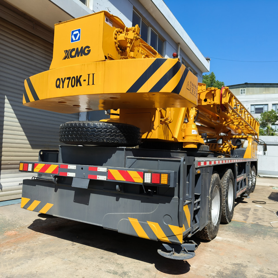 XCMG QY70K - Mobile crane: picture 3 XCMG QY70K - Mobile crane: picture 3
