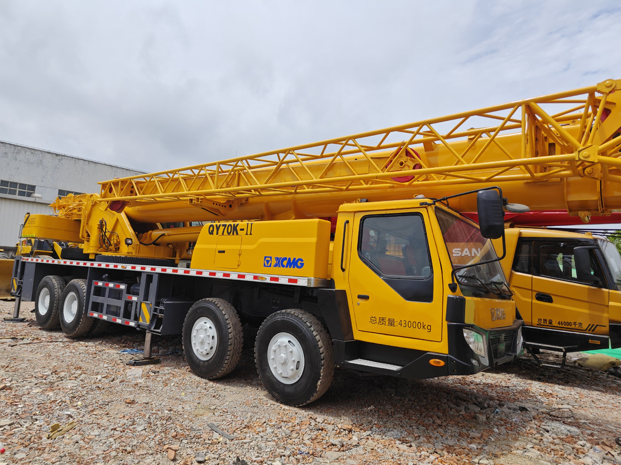 XCMG QY70K QY70K-II Used Crane 70t 70ton - Mobile crane: picture 1 XCMG QY70K QY70K-II Used Crane 70t 70ton - Mobile crane: picture 1