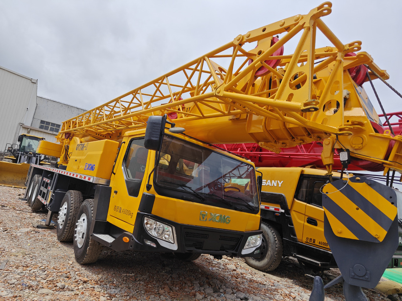 XCMG QY70K QY70KC XTC70 Truck Crane - Mobile crane: picture 3 XCMG QY70K QY70KC XTC70 Truck Crane - Mobile crane: picture 3