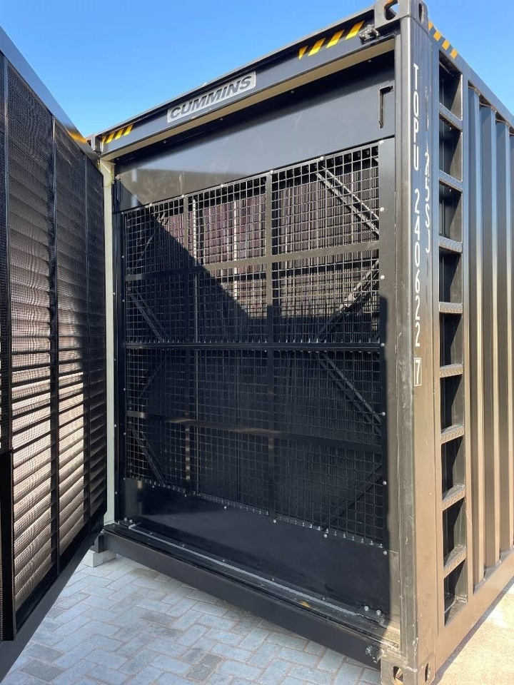 Cummins KTA50GS8 - 1.675 kVA Generator - DPX-18821 - Generator set: picture 4 Cummins KTA50GS8 - 1.675 kVA Generator - DPX-18821 - Generator set: picture 4