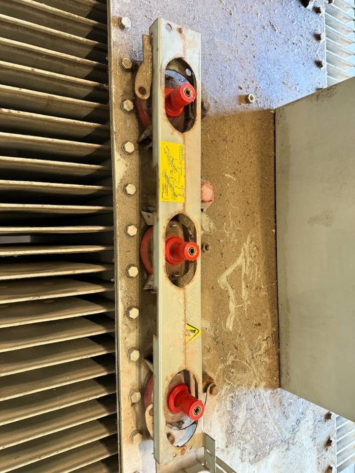 Merlin Gerin France Transfo DYN11 OIL 1600 kVA 380V/16kV - Construction equipment: picture 5 Merlin Gerin France Transfo DYN11 OIL 1600 kVA 380V/16kV - Construction equipment: picture 5