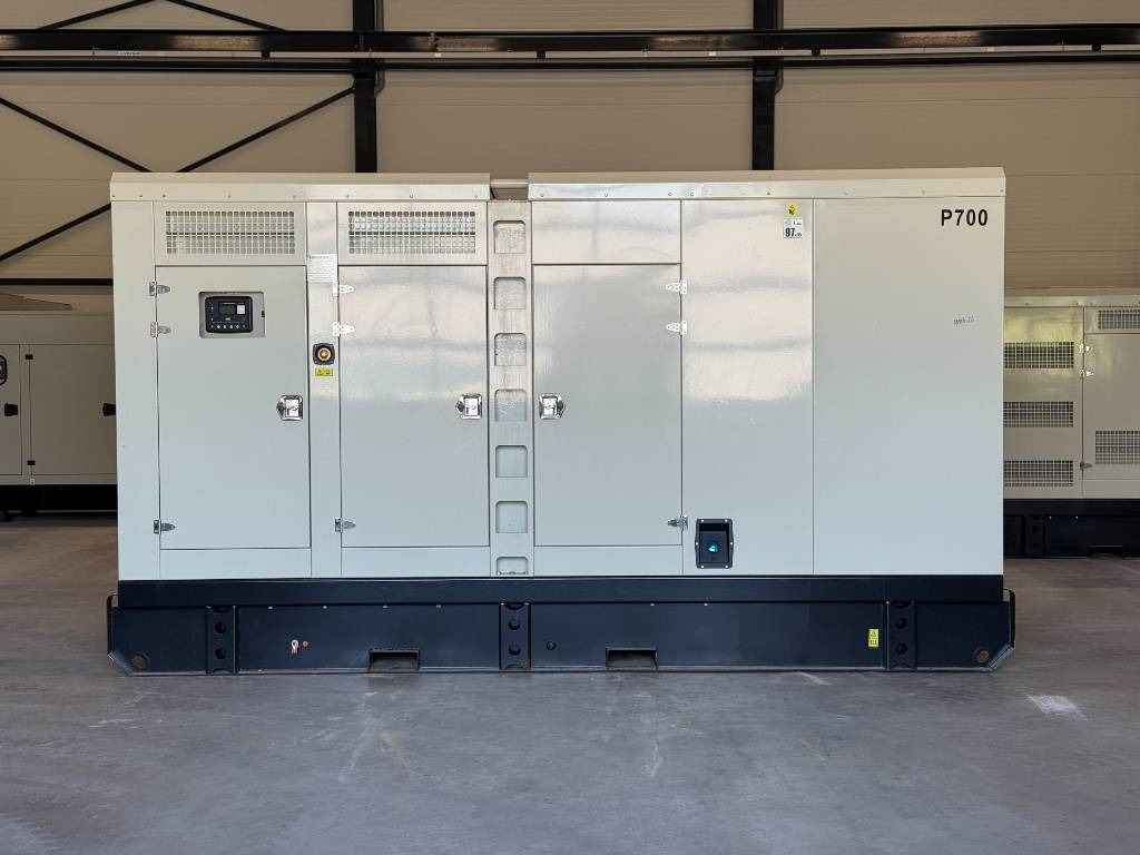 Perkins 2806D-E18TAG1A - 700 kVA Generator - DPX-19816 - Generator set: picture 1 Perkins 2806D-E18TAG1A - 700 kVA Generator - DPX-19816 - Generator set: picture 1