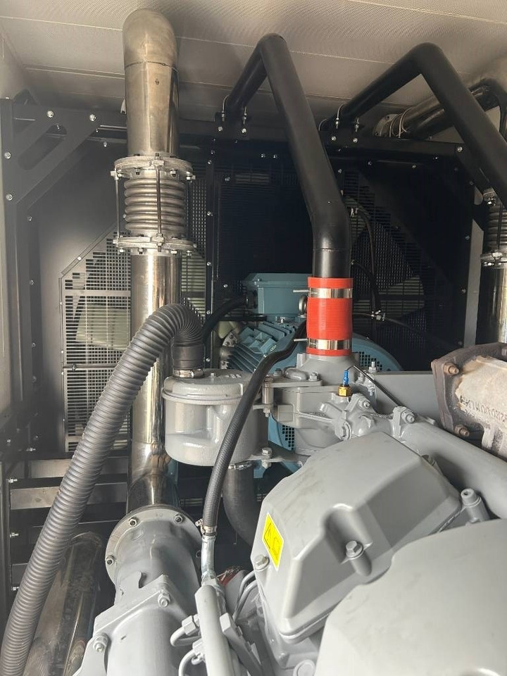 Perkins 4016-TAG2A - 2.200 kVA Generator - DPX-19826 - Generator set: picture 5 Perkins 4016-TAG2A - 2.200 kVA Generator - DPX-19826 - Generator set: picture 5