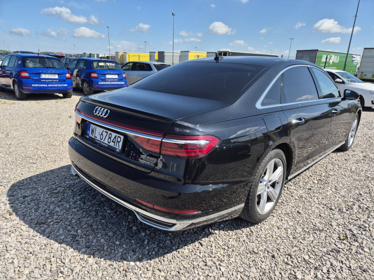 AUDI A8 SEDAN - Sedan: picture 4 AUDI A8 SEDAN - Sedan: picture 4