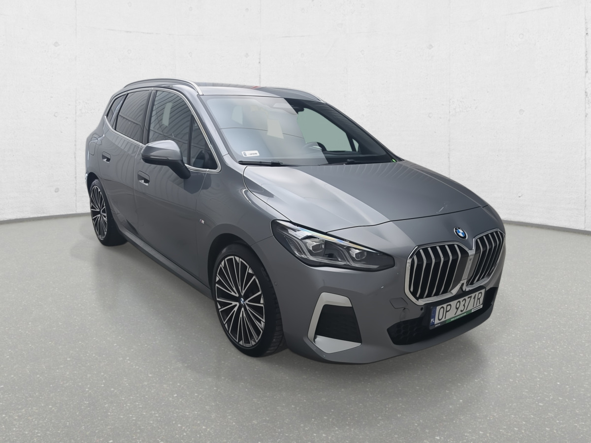 BMW 218D ACTIVE TOURER MINIVAN - Car: picture 2 BMW 218D ACTIVE TOURER MINIVAN - Car: picture 2