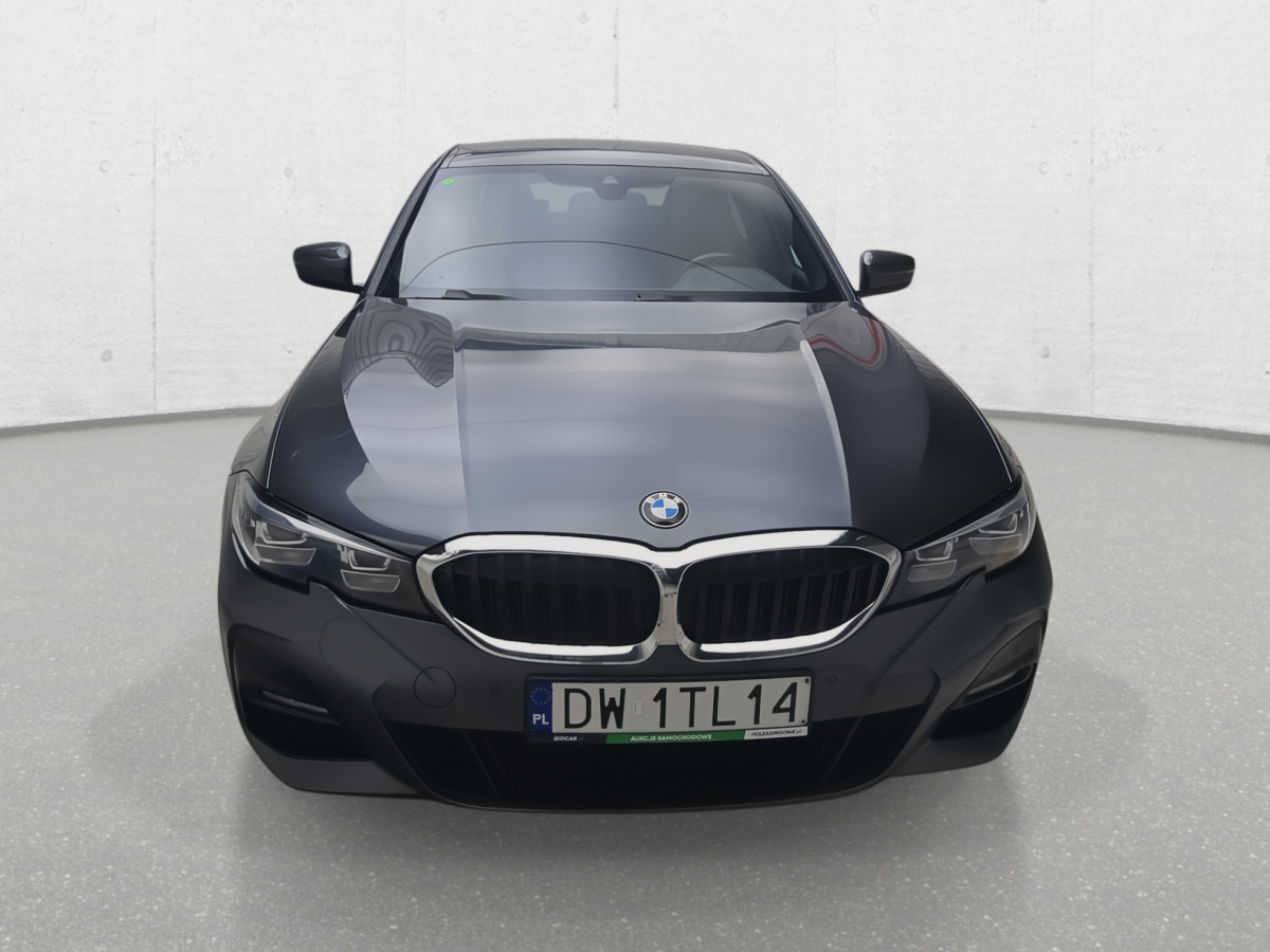 BMW 320D XDRIVE SEDAN - Sedan: picture 4 BMW 320D XDRIVE SEDAN - Sedan: picture 4