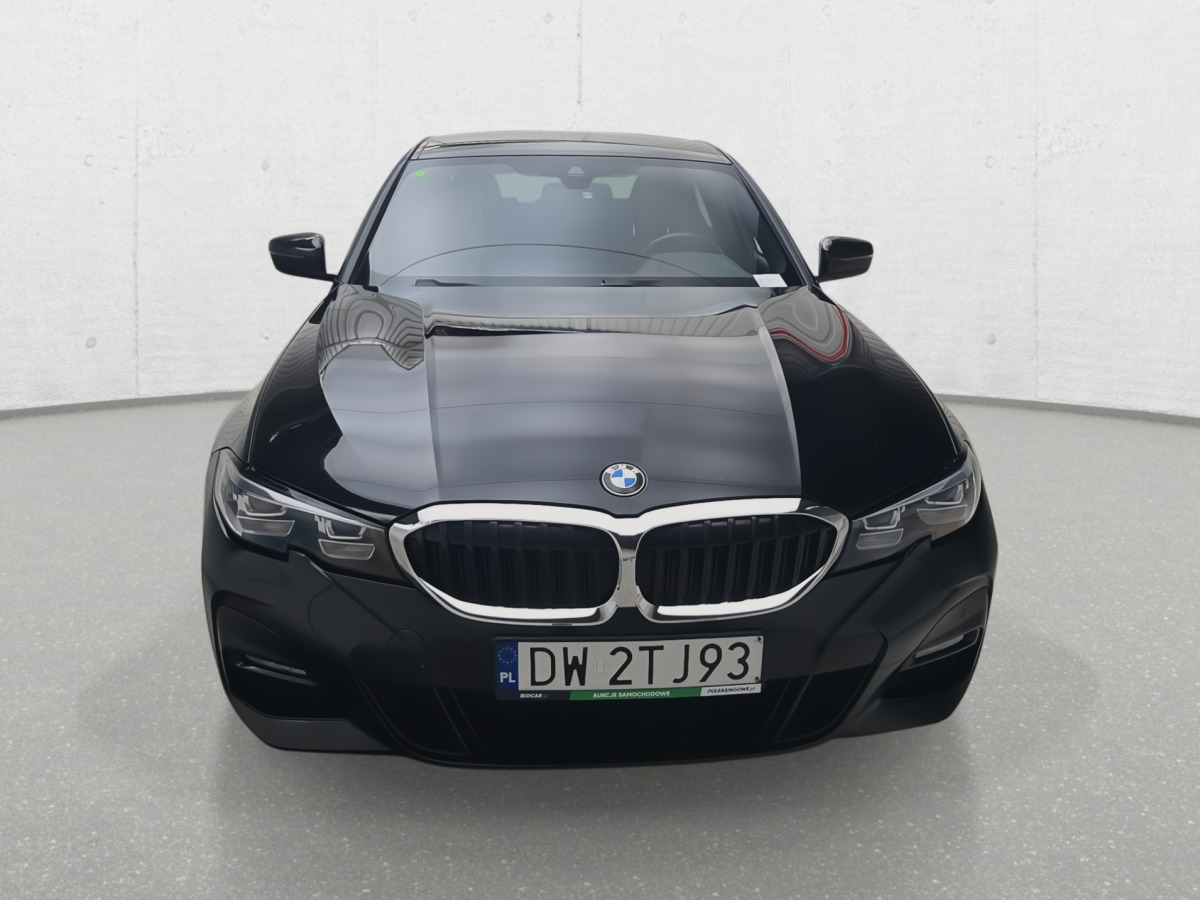 BMW 320D XDRIVE SEDAN - Sedan: picture 4 BMW 320D XDRIVE SEDAN - Sedan: picture 4