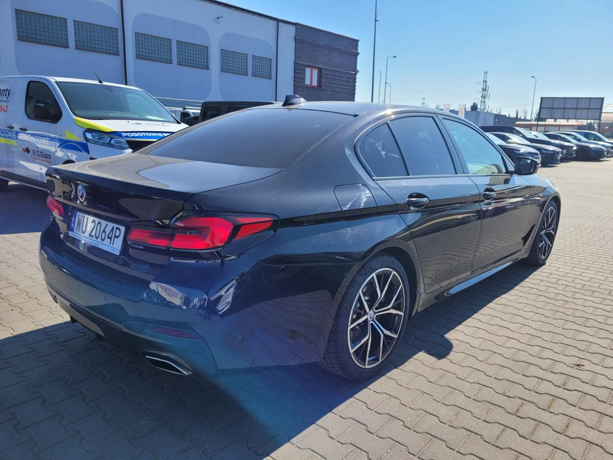 BMW 540D XDRIVE SEDAN - Sedan: picture 4 BMW 540D XDRIVE SEDAN - Sedan: picture 4