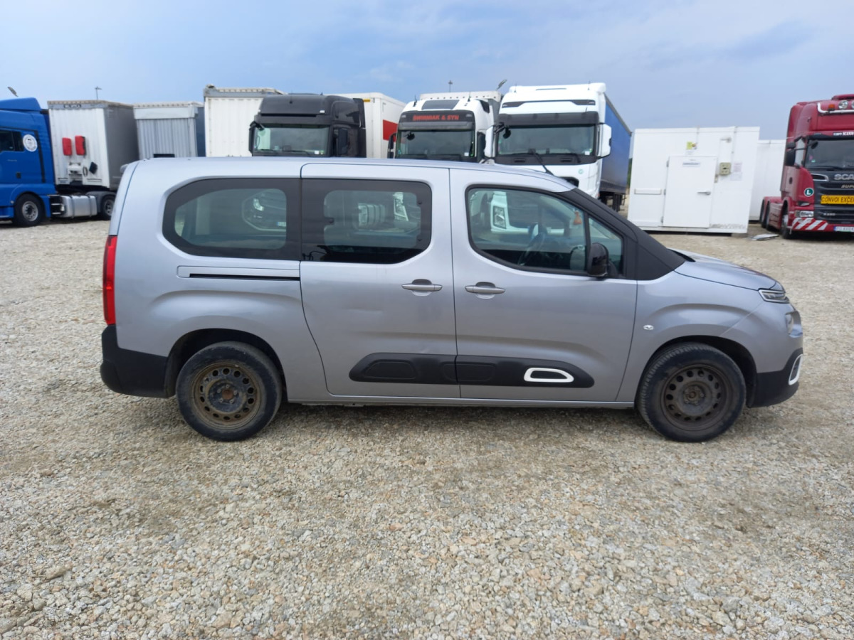CITROEN BERLINGO MINIVAN - Car: picture 4 CITROEN BERLINGO MINIVAN - Car: picture 4