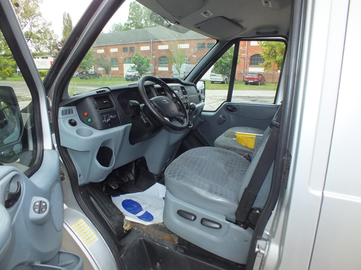 FORD FT 300 FURGON BLASZAK - Panel van: picture 5 FORD FT 300 FURGON BLASZAK - Panel van: picture 5