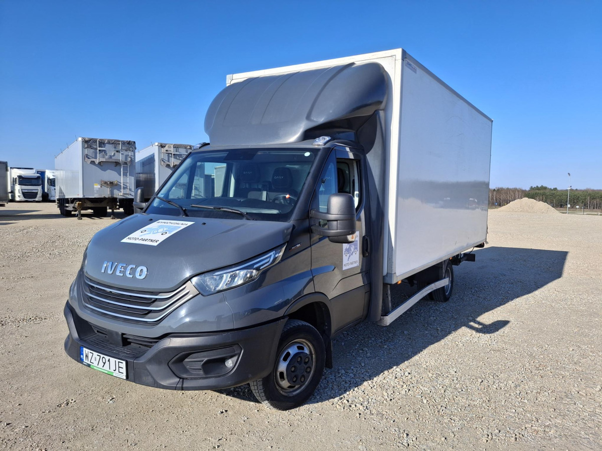 IVECO DAILY 50C18 KONTENER Z WINDĄ - Box truck: picture 2 IVECO DAILY 50C18 KONTENER Z WINDĄ - Box truck: picture 2