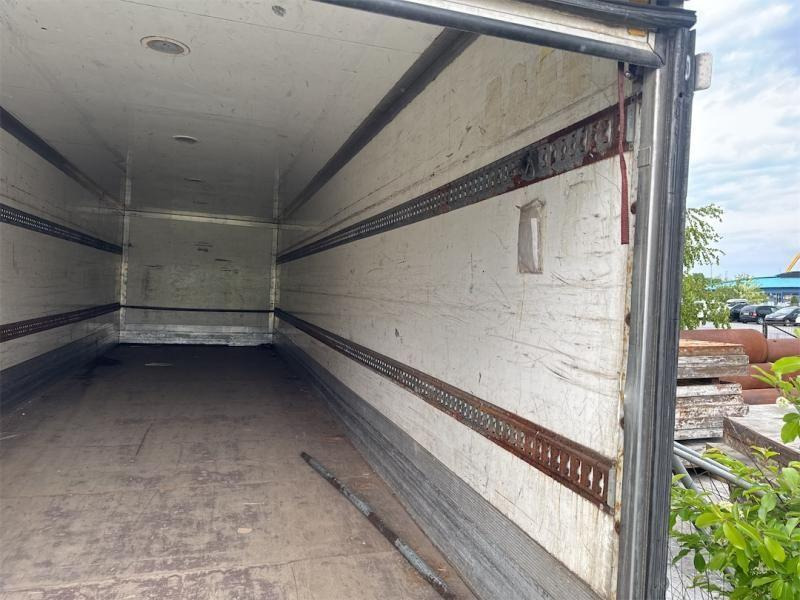 IVECO STRALIS KONTENER - Box truck: picture 5 IVECO STRALIS KONTENER - Box truck: picture 5
