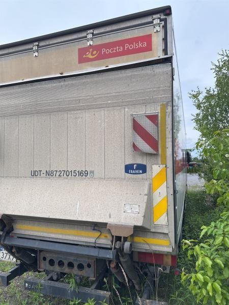 IVECO STRALIS KONTENER - Box truck: picture 3 IVECO STRALIS KONTENER - Box truck: picture 3