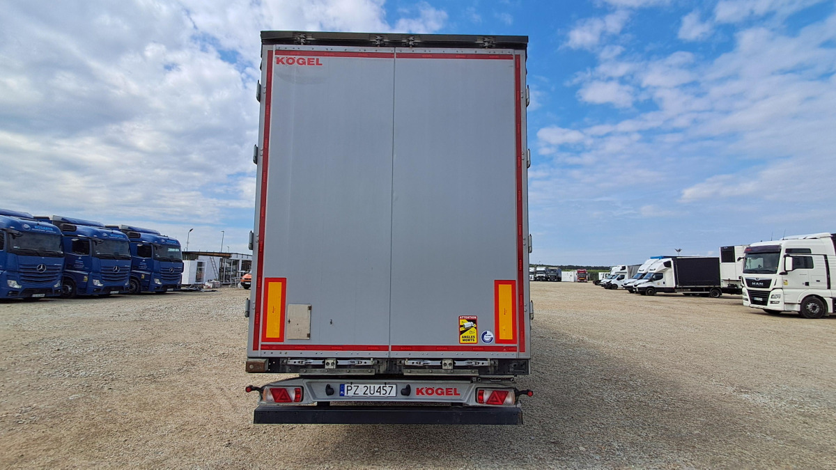KOEGEL SN24 FIRANA - Curtainsider semi-trailer: picture 4 KOEGEL SN24 FIRANA - Curtainsider semi-trailer: picture 4