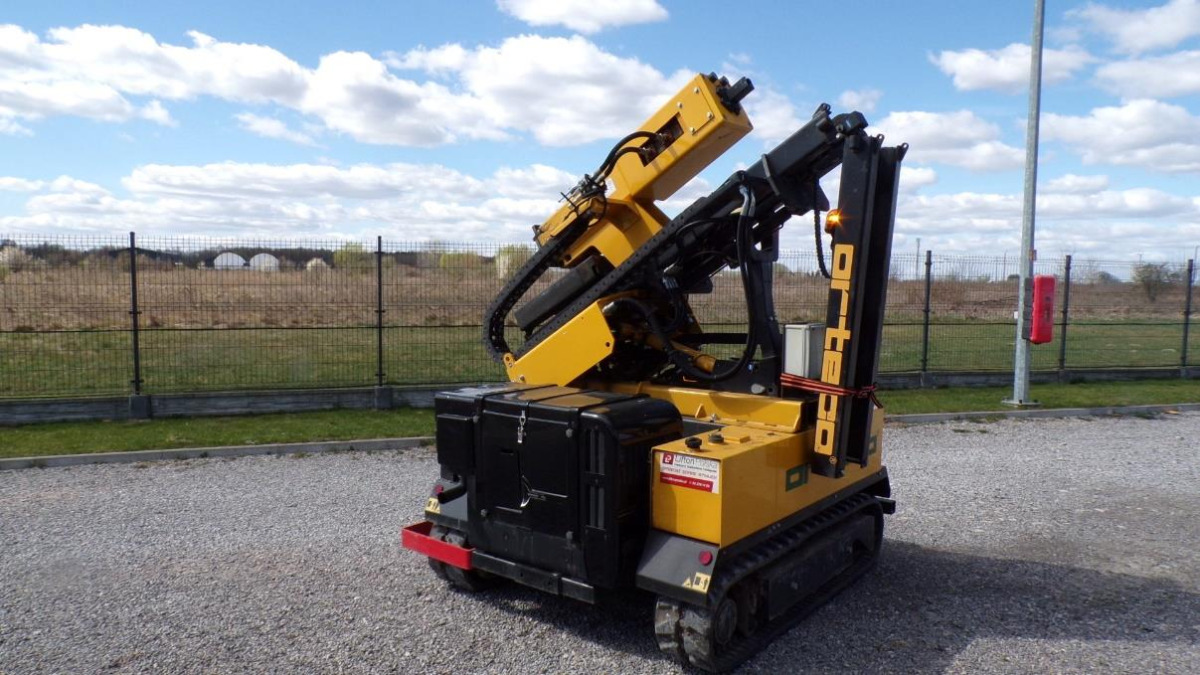 Kafar gąsienicowy ORTECO HD 1000 - 2023 - 35,5kW - 755 mth - Pile driver: picture 5 Kafar gąsienicowy ORTECO HD 1000 - 2023 - 35,5kW - 755 mth - Pile driver: picture 5