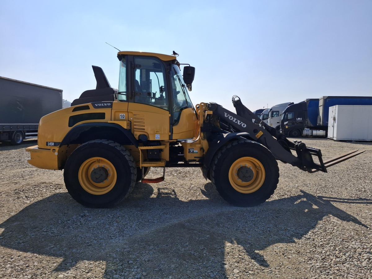 Ładowarka kołowa VOLVO L45H - 2023 - 7858 mth - 75 kW - Wheel loader: picture 4 Ładowarka kołowa VOLVO L45H - 2023 - 7858 mth - 75 kW - Wheel loader: picture 4