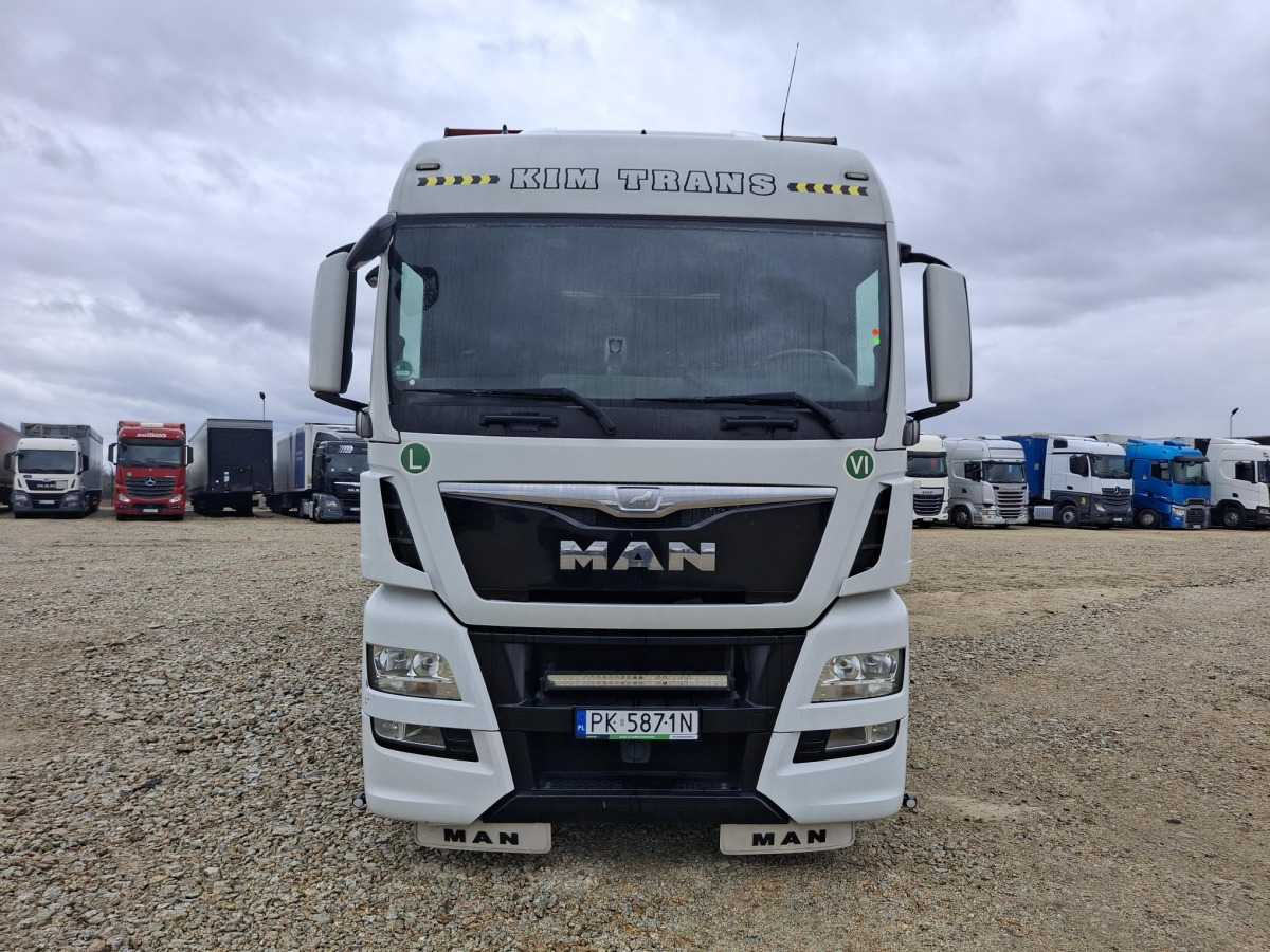 MAN TGX SOLÓWKA - Curtain side truck: picture 3 MAN TGX SOLÓWKA - Curtain side truck: picture 3