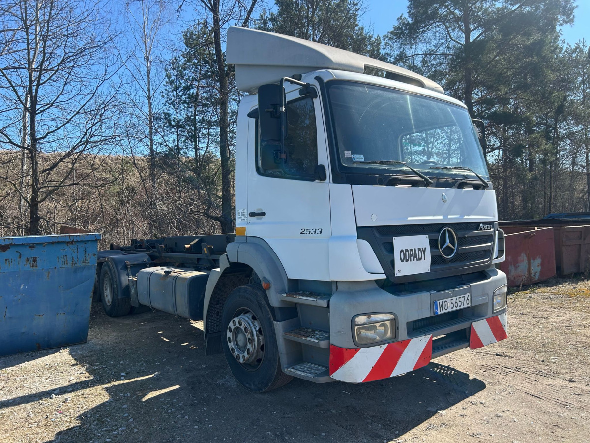 MERCEDES BENZ AXOR HAKOWIEC - Hook lift truck: picture 1 MERCEDES BENZ AXOR HAKOWIEC - Hook lift truck: picture 1