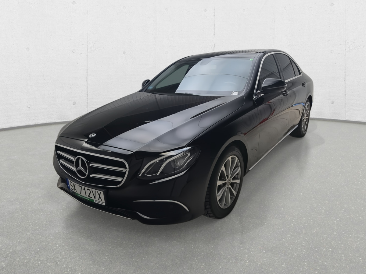 MERCEDES BENZ E 200 SEDAN - Sedan: picture 4 MERCEDES BENZ E 200 SEDAN - Sedan: picture 4