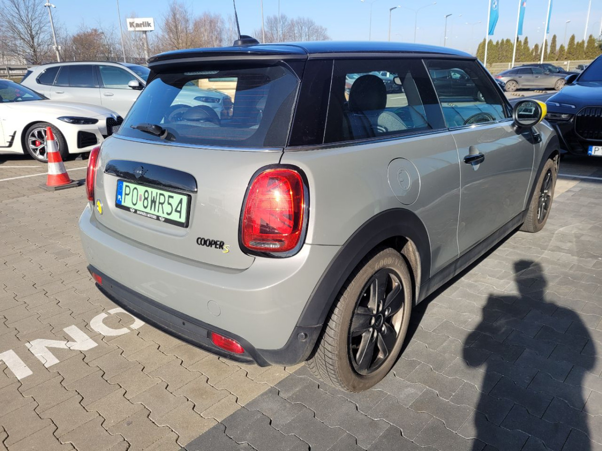 MINI Cooper SE Classic Trim HATCHBACK - Hatchback: picture 3 MINI Cooper SE Classic Trim HATCHBACK - Hatchback: picture 3