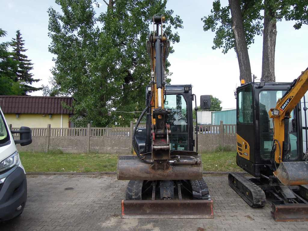 Minikoparka gąsienicowa – SANY SY26U – 2022 – 2680 kg – 3 100 mm wysypu - Mini excavator: picture 3 Minikoparka gąsienicowa – SANY SY26U – 2022 – 2680 kg – 3 100 mm wysypu - Mini excavator: picture 3