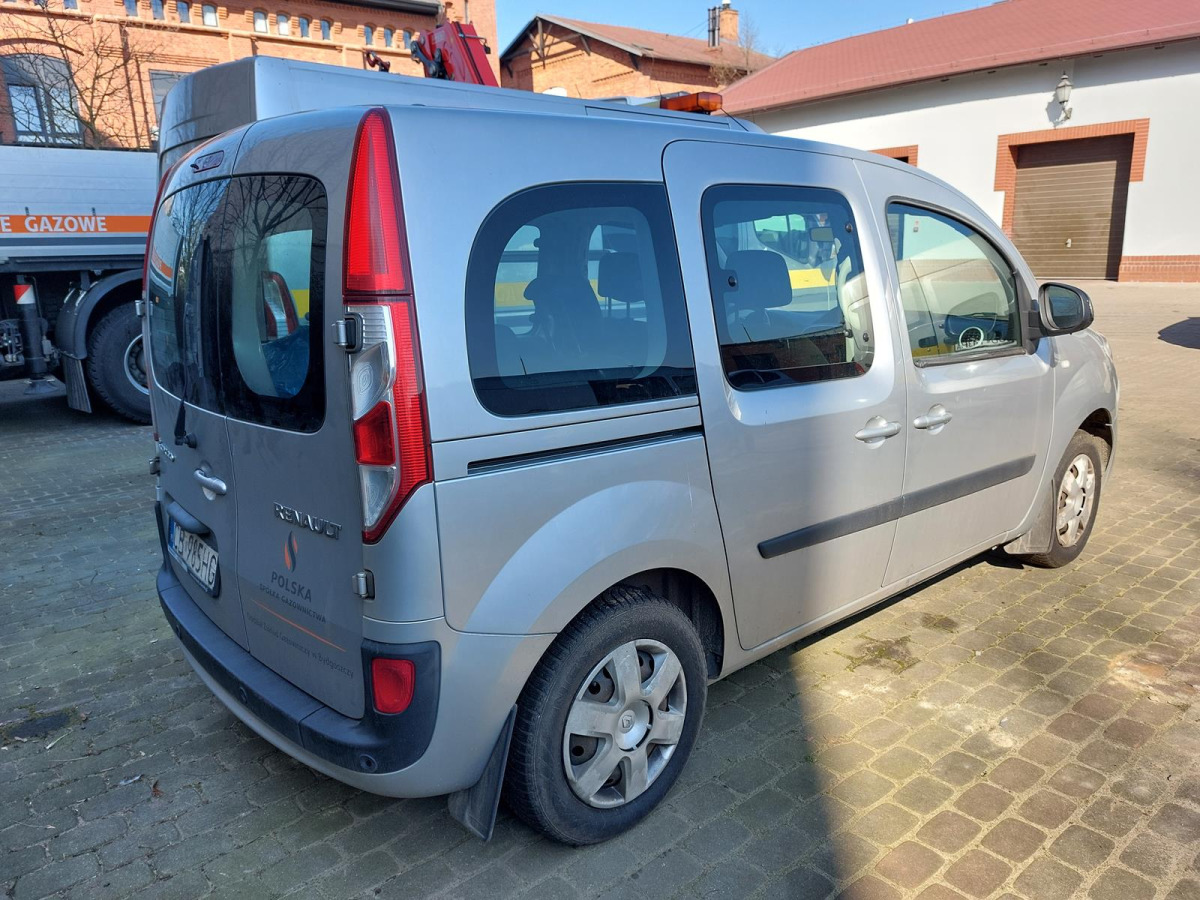 RENAULT KANGOO MINIVAN - Car: picture 4 RENAULT KANGOO MINIVAN - Car: picture 4