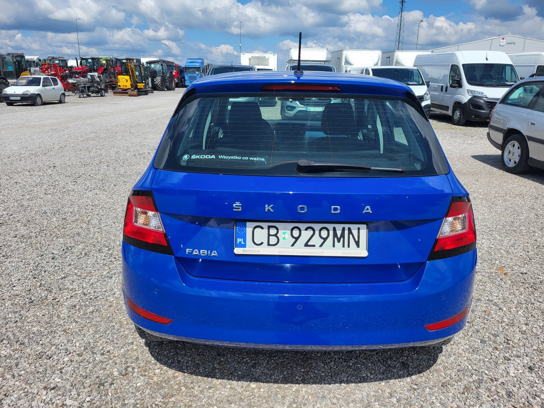SKODA FABIA HATCHBACK - Hatchback: picture 5 SKODA FABIA HATCHBACK - Hatchback: picture 5