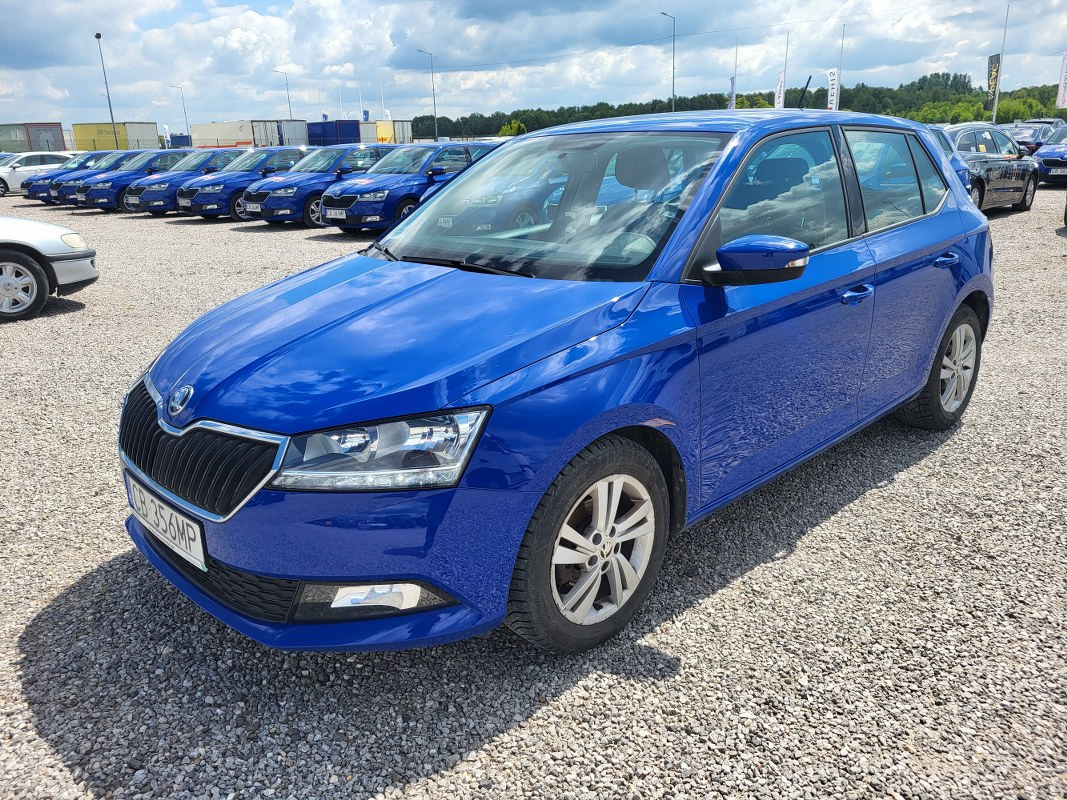 SKODA FABIA HATCHBACK - Hatchback: picture 3 SKODA FABIA HATCHBACK - Hatchback: picture 3