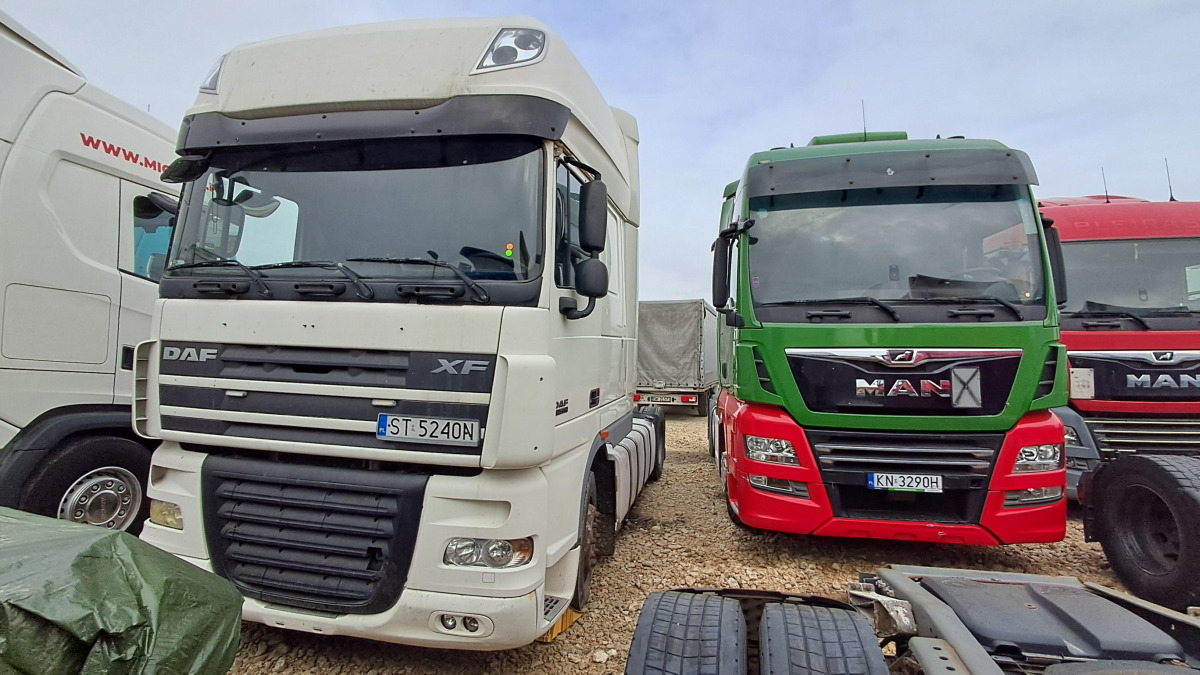 DAF FT XF105.460 CIĄGNIK SIODŁOWY - Tractor unit: picture 2 DAF FT XF105.460 CIĄGNIK SIODŁOWY - Tractor unit: picture 2