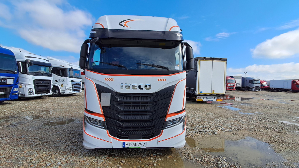 IVECO AS440ST/FP LT LNG CIĄGNIK SIODŁOWY - Tractor unit: picture 2 IVECO AS440ST/FP LT LNG CIĄGNIK SIODŁOWY - Tractor unit: picture 2