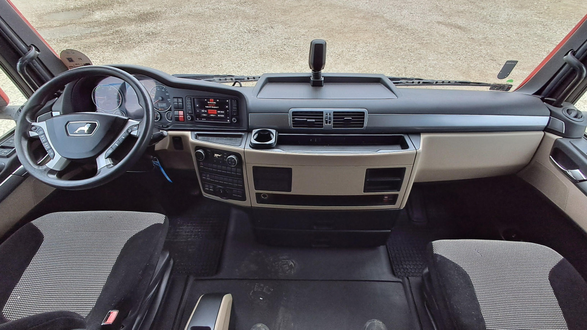 Tractor unit MAN TGX CIĄGNIK SIODŁOWY: picture 10
