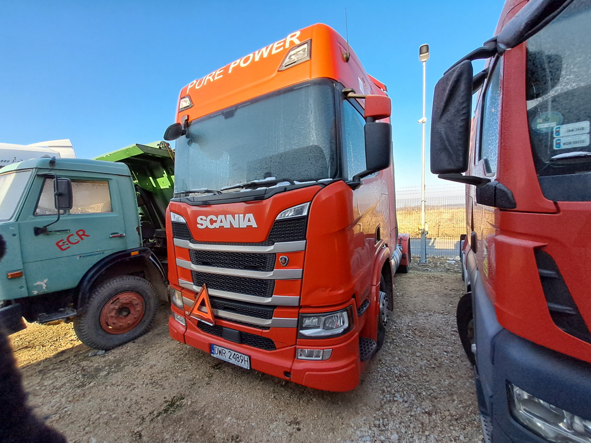 SCANIA R410 CIĄGNIK SIODŁOWY - Tractor unit: picture 3 SCANIA R410 CIĄGNIK SIODŁOWY - Tractor unit: picture 3
